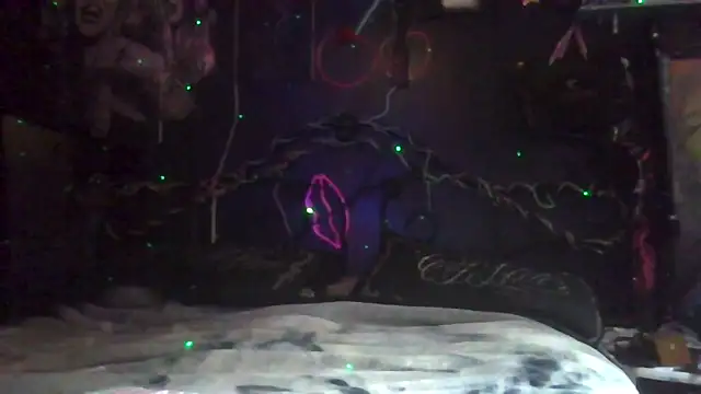 Splash_Queen420's cam snapshot