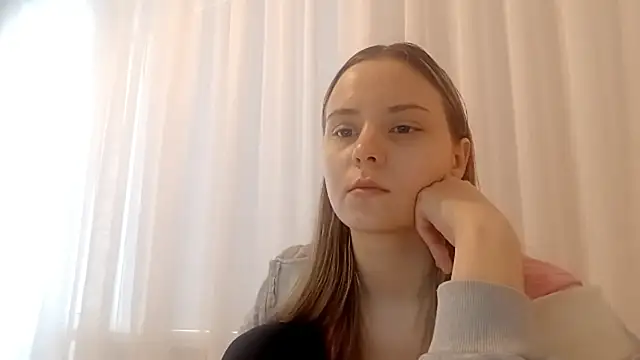 CrackShirker's cam snapshot