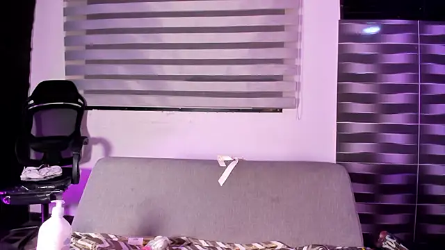 DarkReed's cam snapshot