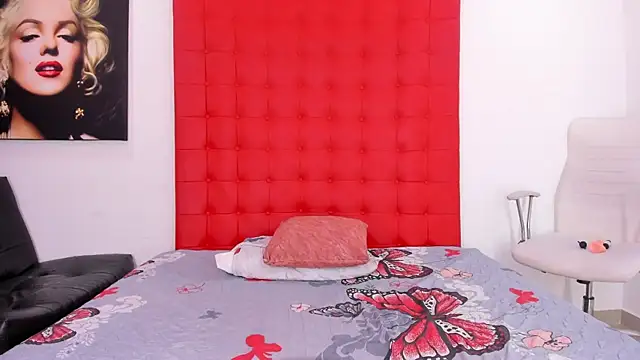 Zoe__smiith's cam snapshot