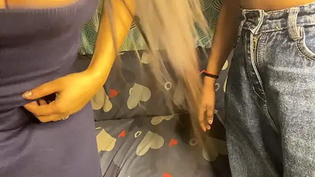 shuhana_ live sex cam