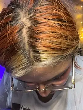 Sophia_Weest99's cam snapshot