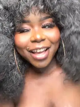 WomanNextdoor1's cam snapshot