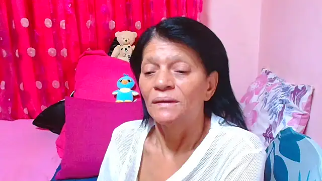 SLUTTYROXY's cam snapshot