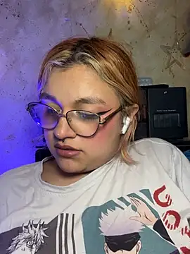 Sophia_Weest99's cam snapshot