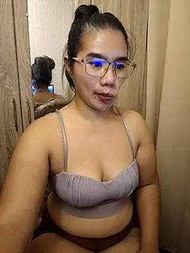 Kissy07 live sex cam