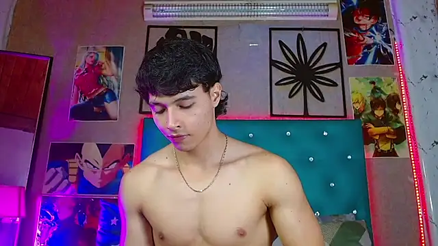 LiamAndrewzz live sex cam