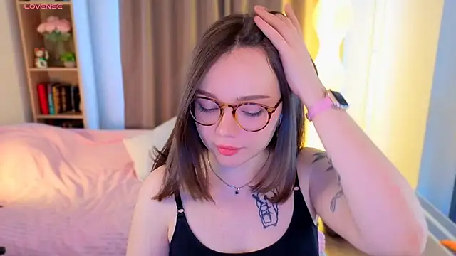 MilenaSaint live sex cam