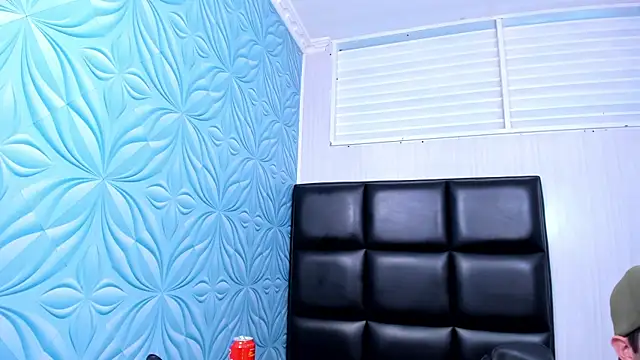 bad_boy_cum_ live sex cam