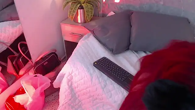 Eva_milfxxx's cam snapshot