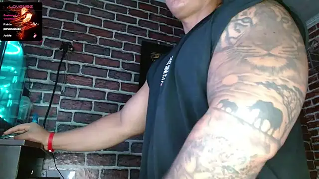 jordan_bigcock_'s cam snapshot