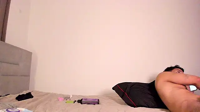 alphaandmuse's cam snapshot