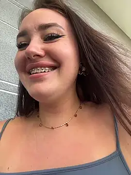 KiraSunshine live sex cam