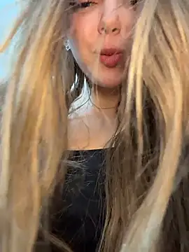 XEye_CandyX live sex cam