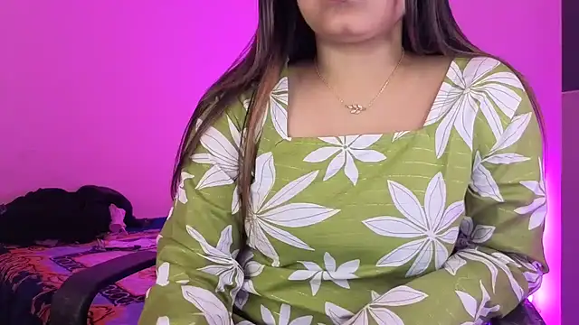 BABY_RANI_'s cam snapshot