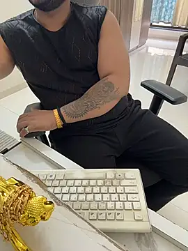 FlirtyxBoy's cam snapshot