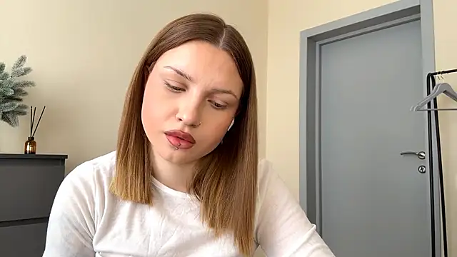 PledHoly's cam snapshot