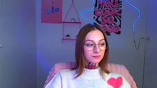 Esmi_Winter live sex cam