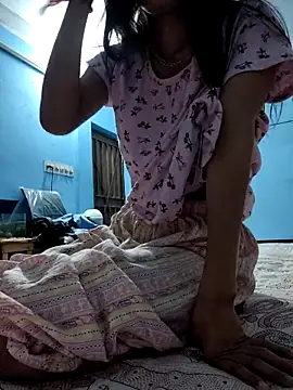 124pakhi's cam snapshot