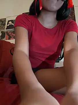 LadyKitsune's cam snapshot