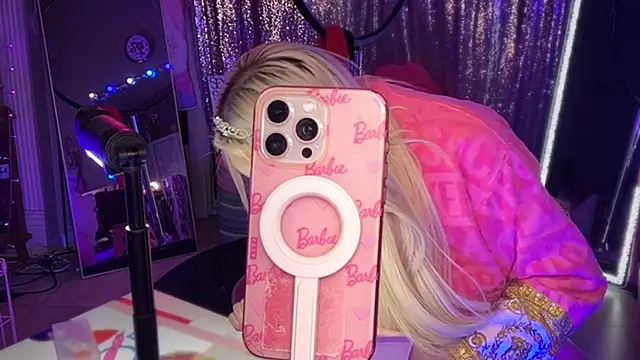 bimbotwerkqueen's cam snapshot