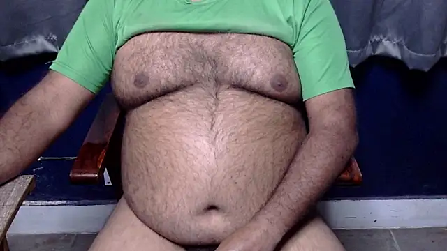 hairysubcub_70 live sex cam