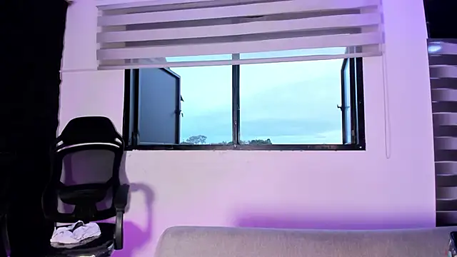 DarkReed's cam snapshot