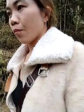 lovely-742's cam snapshot