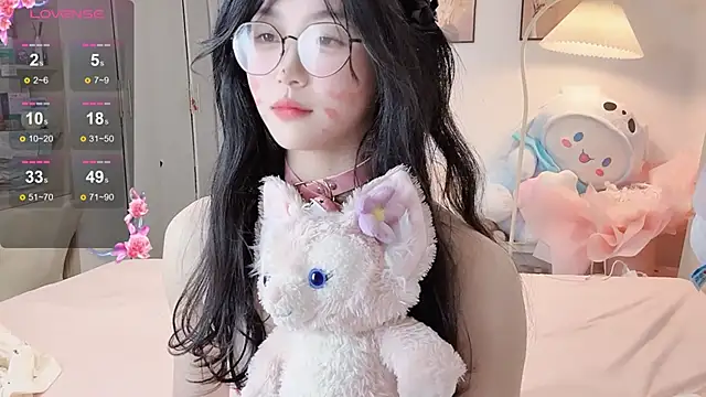 Luminous4173 live sex cam