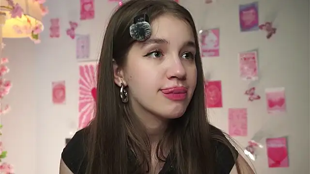 AmiLewis live sex cam