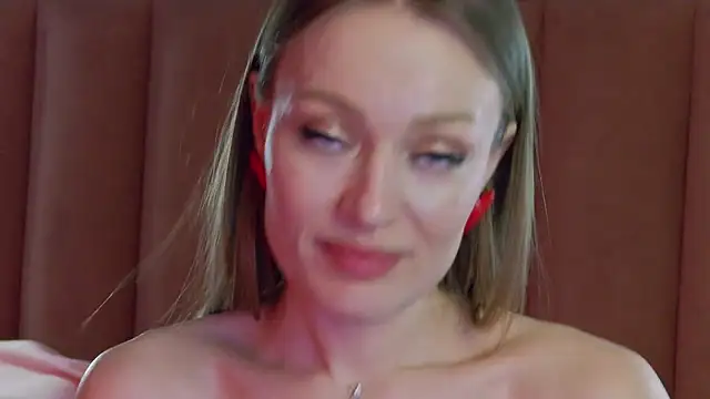 EvelynPoole's cam snapshot