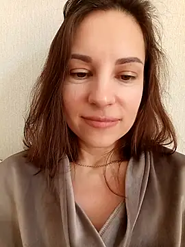 She-Moon's cam snapshot