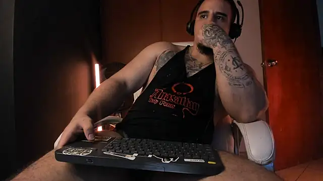 kingbear777 live sex cam