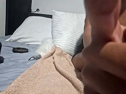 Cinnamonbunn's cam snapshot