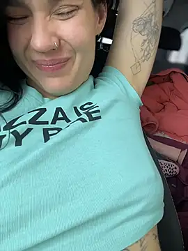 MeekyRich's cam snapshot