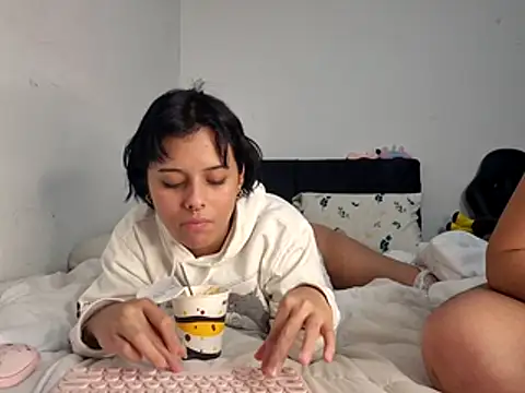 Yumicoco_ live sex cam