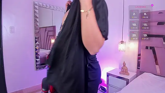 TylerBloom live sex cam