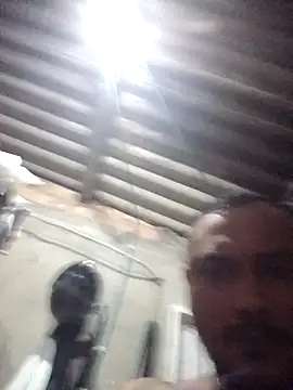 Bigvenoso live sex cam