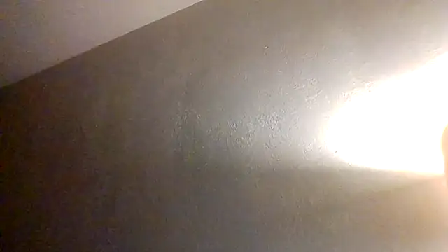 Tallhungandcloudy's cam snapshot