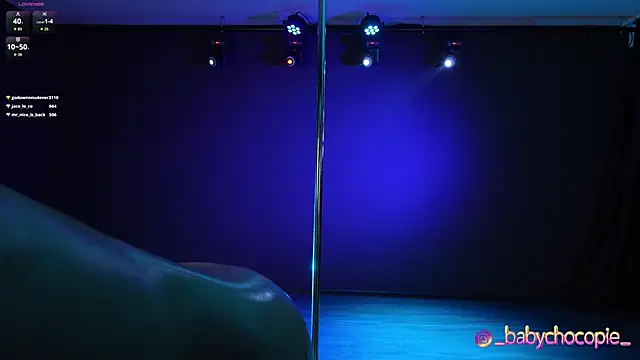 Masha_2002 live sex cam