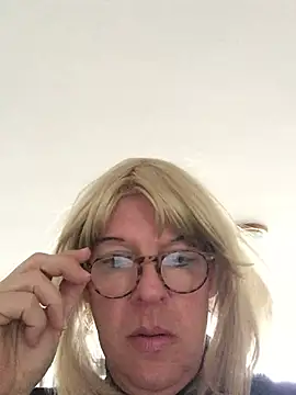 simone_xdressing live sex cam