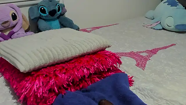 Elizabeth_18_'s cam snapshot