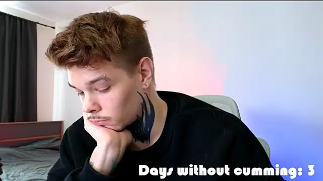 DENIS_HERE's cam snapshot