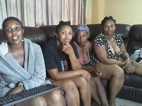 Sky-Diamond's cam snapshot