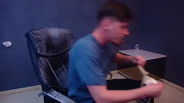 EnzoRace's cam snapshot