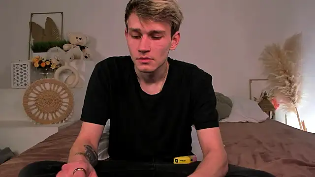 Volan_Starts's cam snapshot