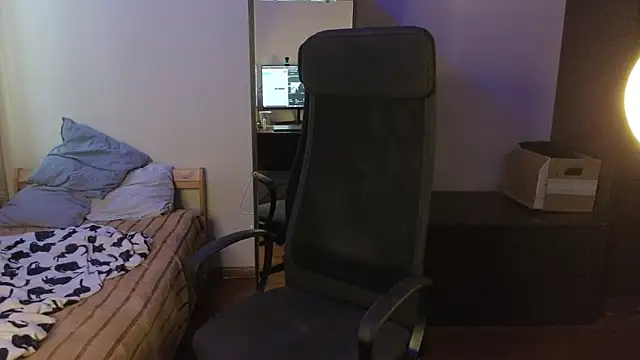 arlekincrop's cam snapshot