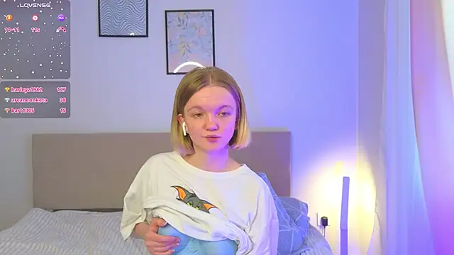 StellaBunny's cam snapshot