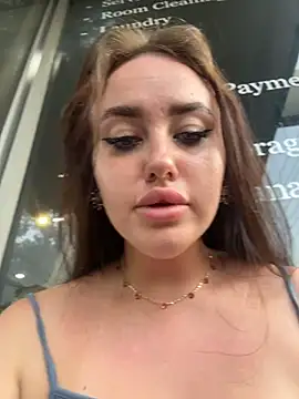 KiraSunshine live sex cam