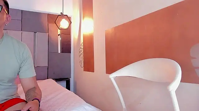 FreyrStone live sex cam